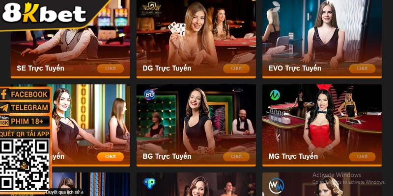 Casino 8KBET có sự góp mặt của dealer chia bài ngoại hình nóng bỏng